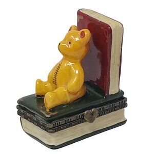 VTG Teddy Bear Sitting On Books Hinged Trinket Box W/ Heart Clasp 2.25" Tall #S2